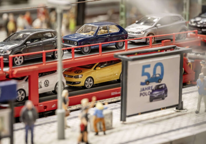 Mini VW Polo zum 50 jährigen Jubiläum des Fahrzeugs