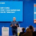 Nach Grau kommt Himmelblau - Ankündigung Lesung mit Dr Thomas Reinbacher