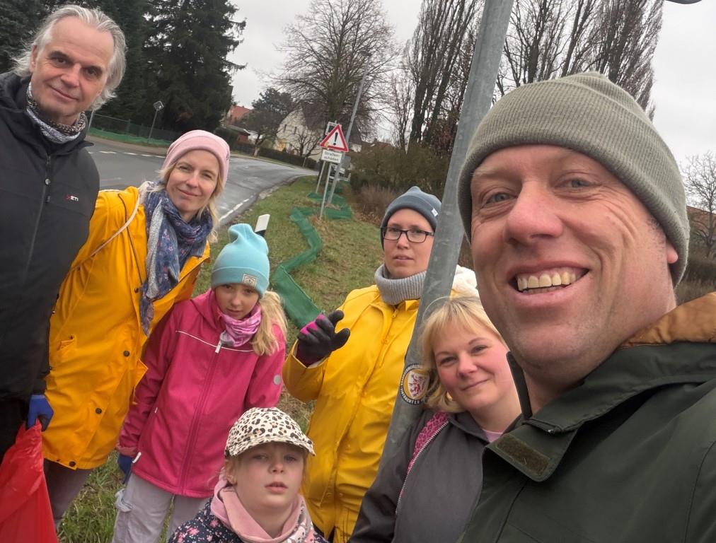 Foto vom wito-Team zum Aktionstag: Müll in der Landschaft