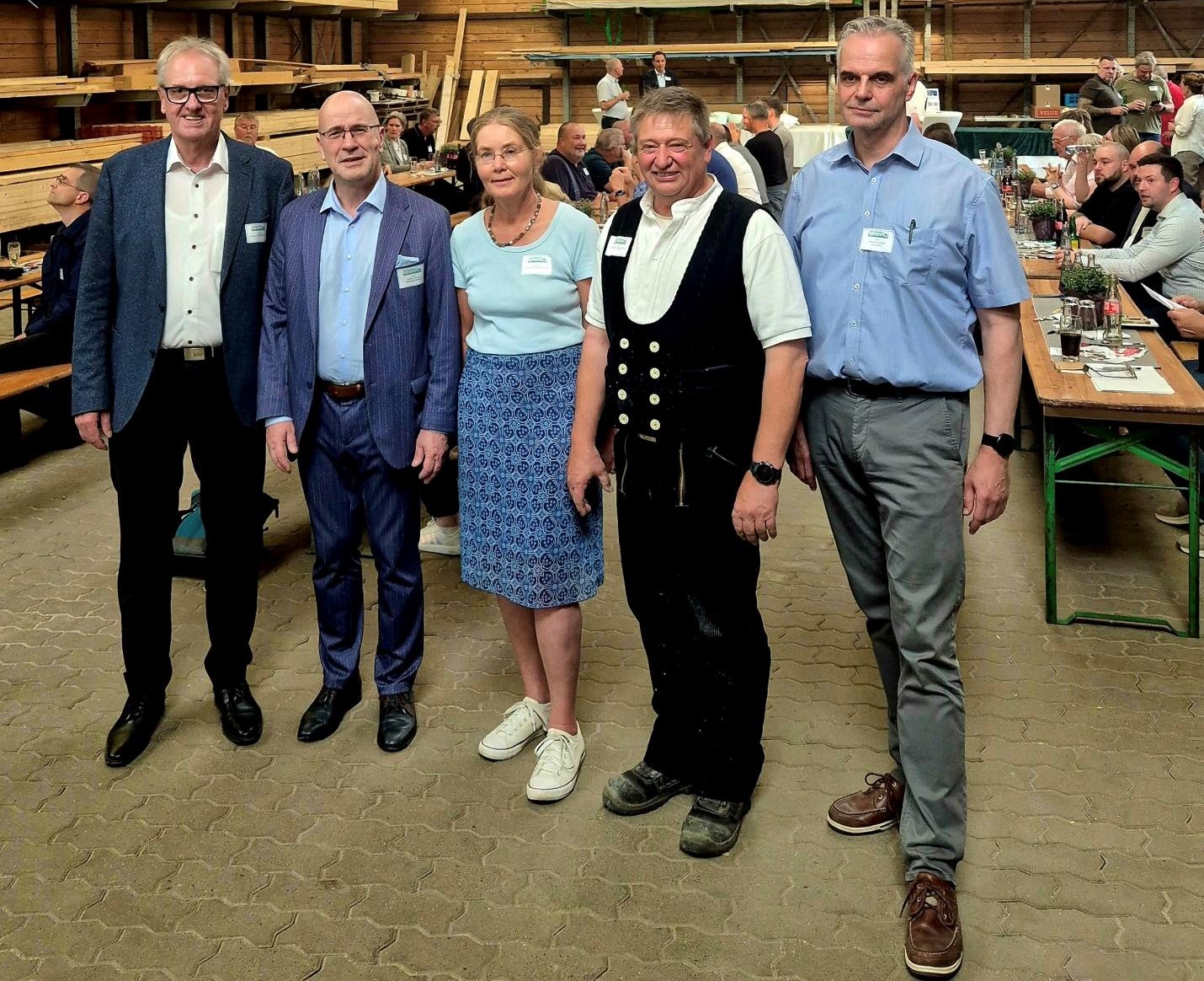 Gastgeber und Gastredner beim Hohenhamelner Wirtschaftsgespräch